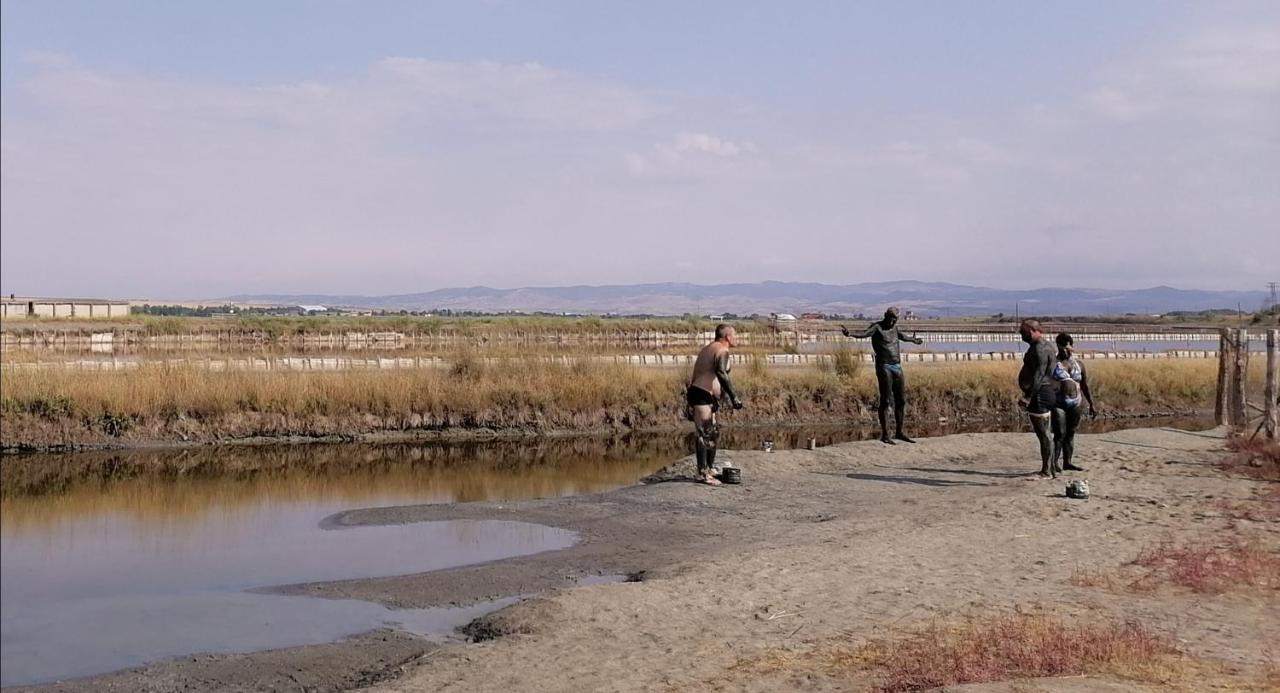 Апартамент Даскала С Паркомясто Burgas Exteriör bild